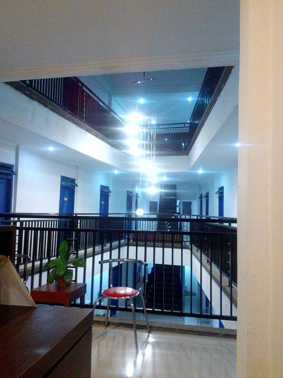 Zameena Guest House Cimahi Exteriör bild