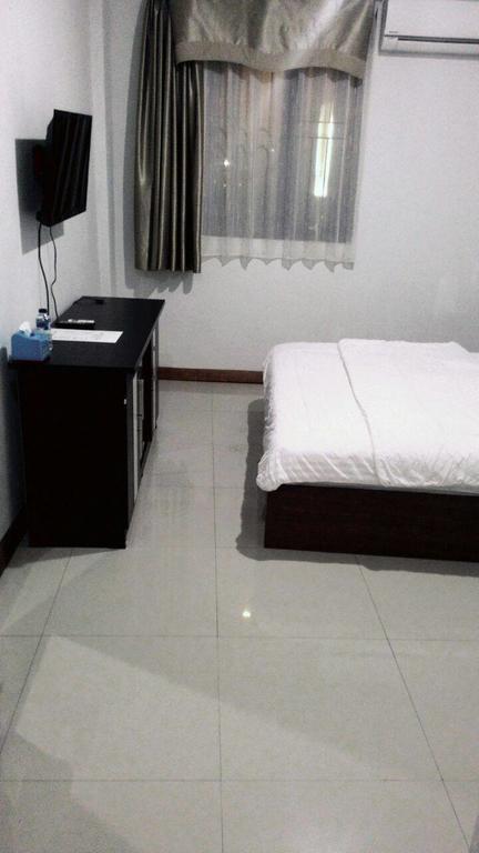 Zameena Guest House Cimahi Exteriör bild