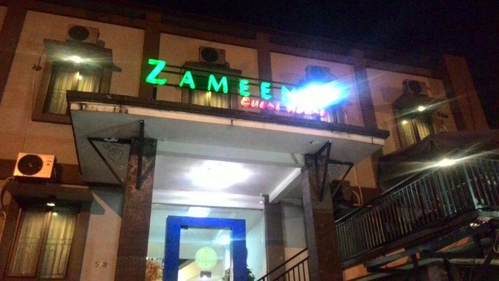 Zameena Guest House Cimahi Exteriör bild
